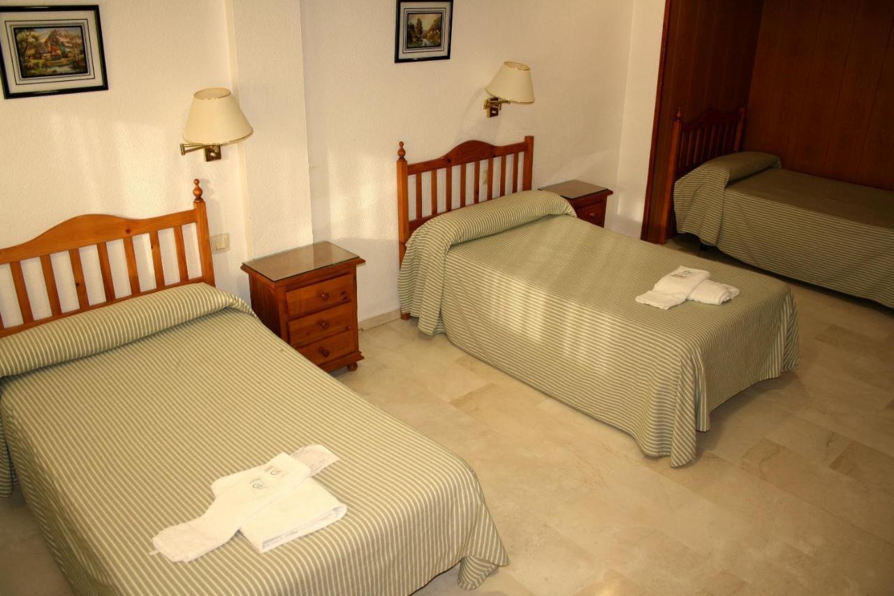 Pension Reina Josefina Santa Fe  Room photo